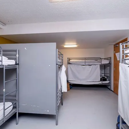 Hostel Capital-inn *